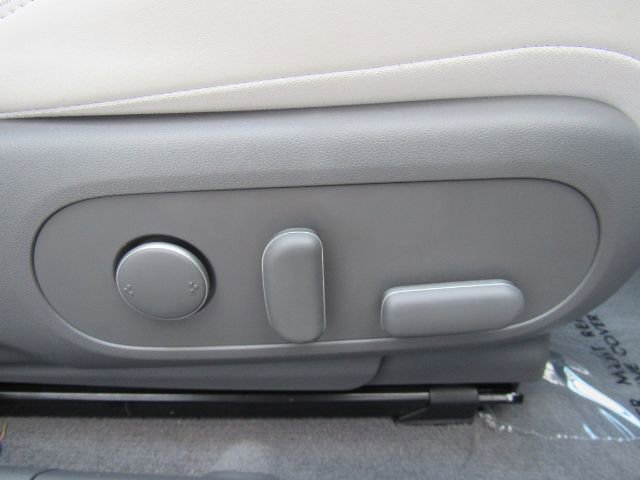 Used 2023 Hyundai Ioniq 5 Limited image 21