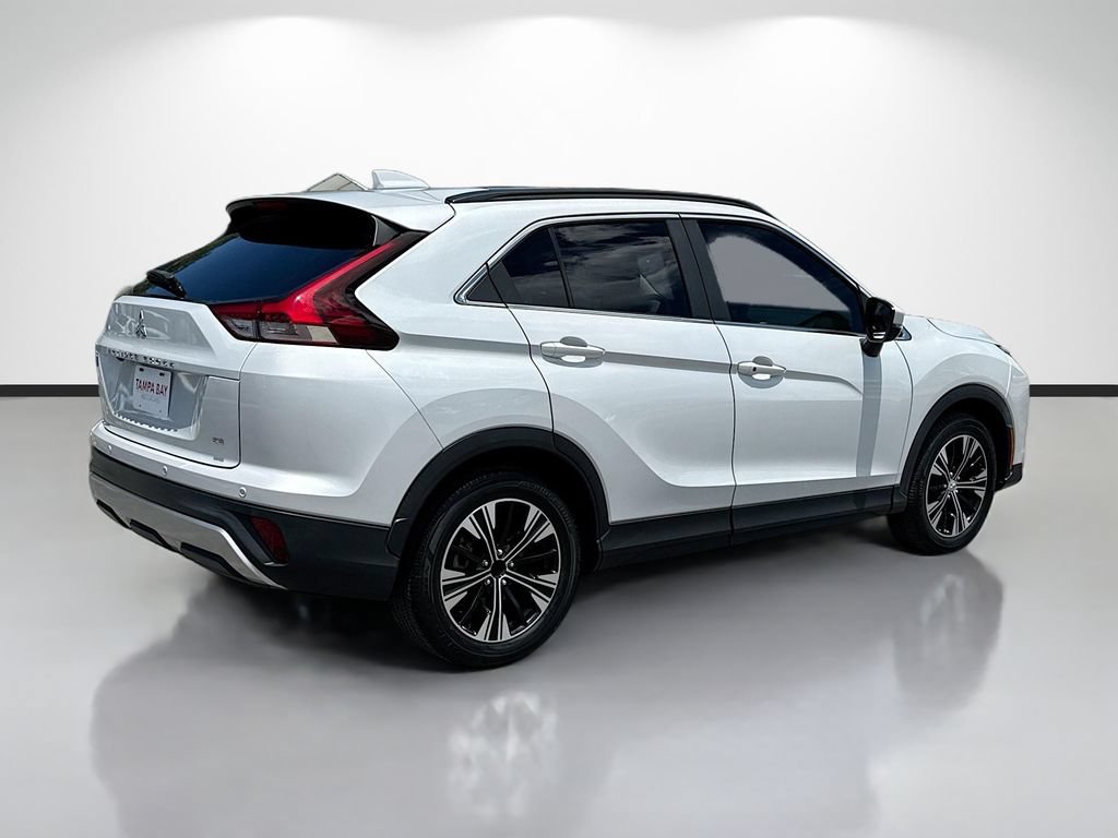 Used 2022 Mitsubishi Eclipse Cross SEL FWD image 3