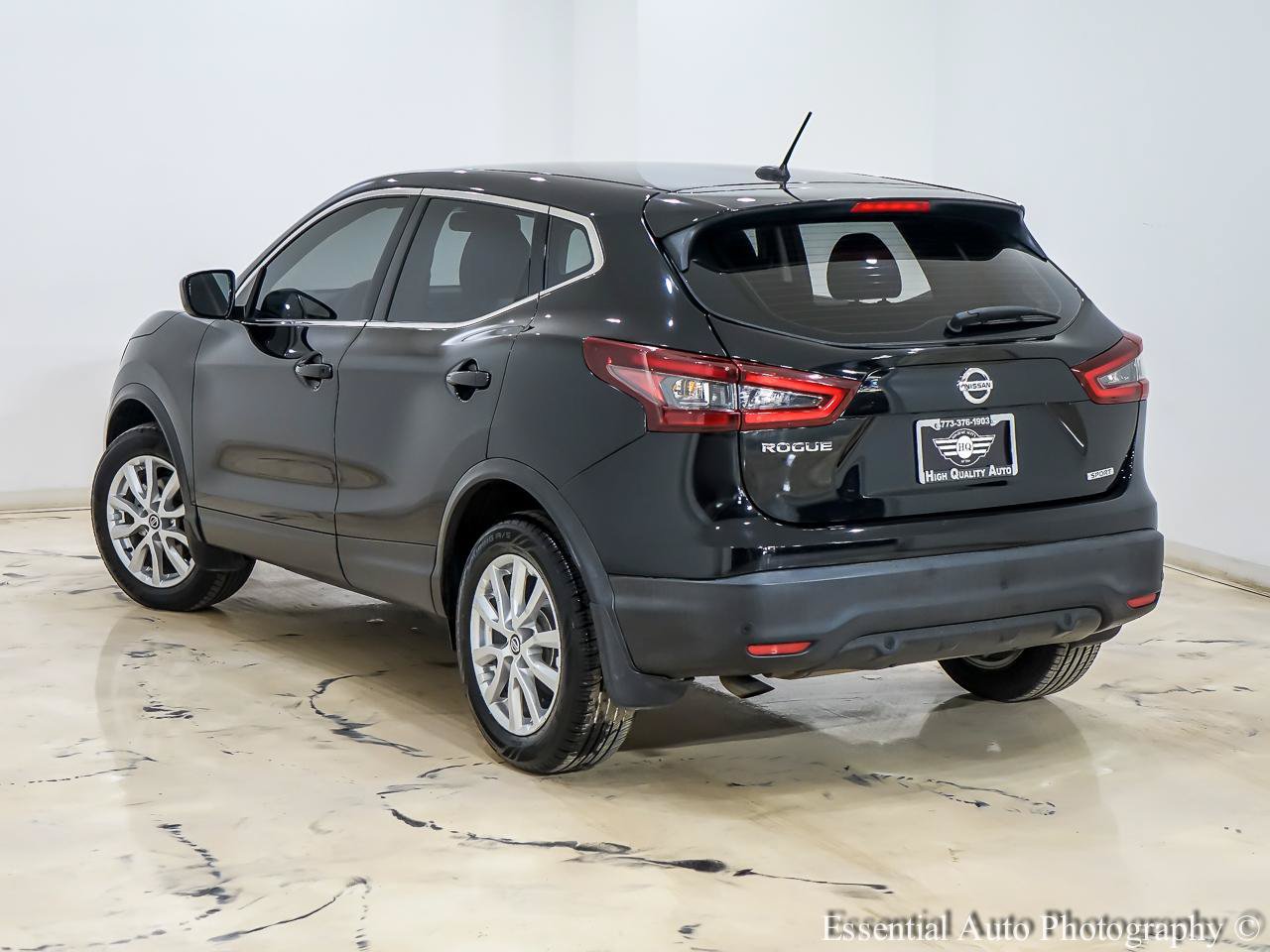 Used 2022 Nissan Rogue Sport S FWD image 10