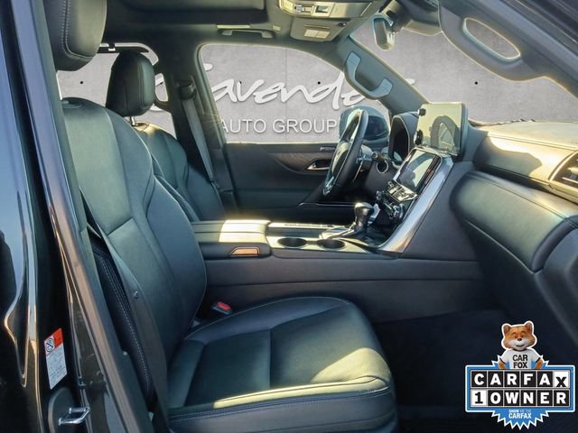 Used 2024 Lexus LX 600 4WD w/ Luxury Package image 24