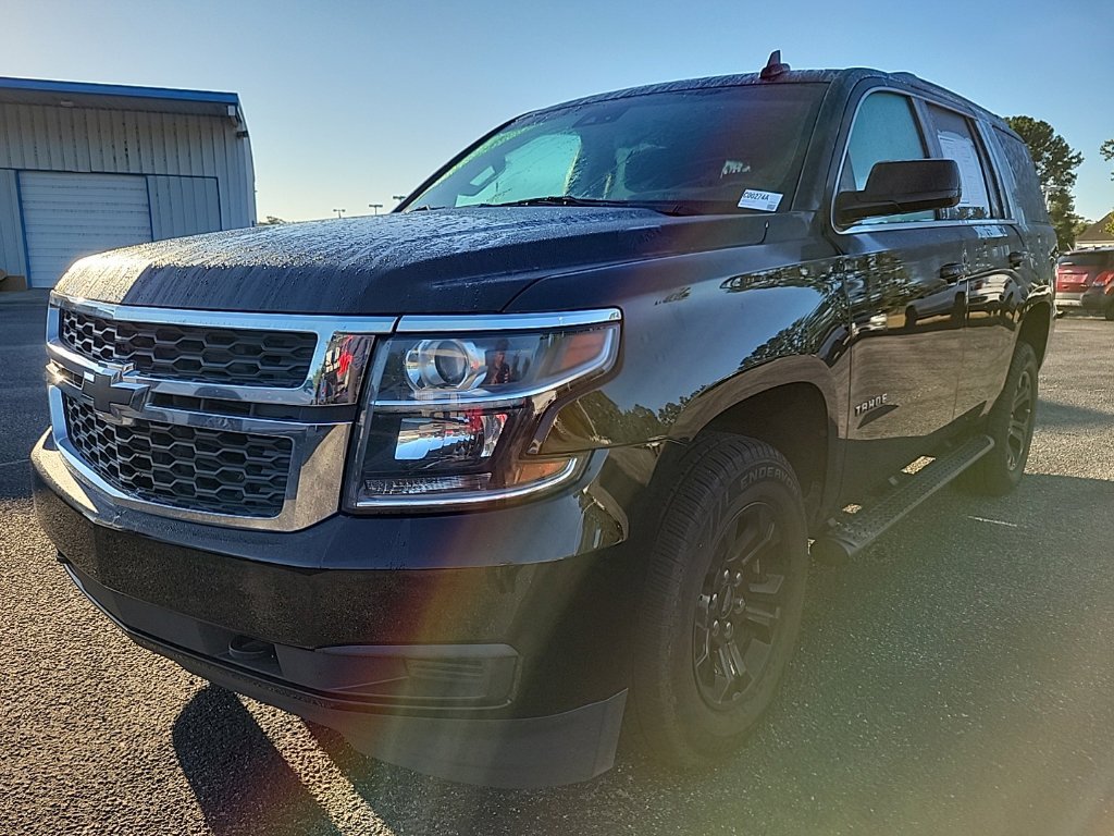 Used 2020 Chevrolet Tahoe LS w/ Enhanced Driver Alert Package AWD/4WD image 3