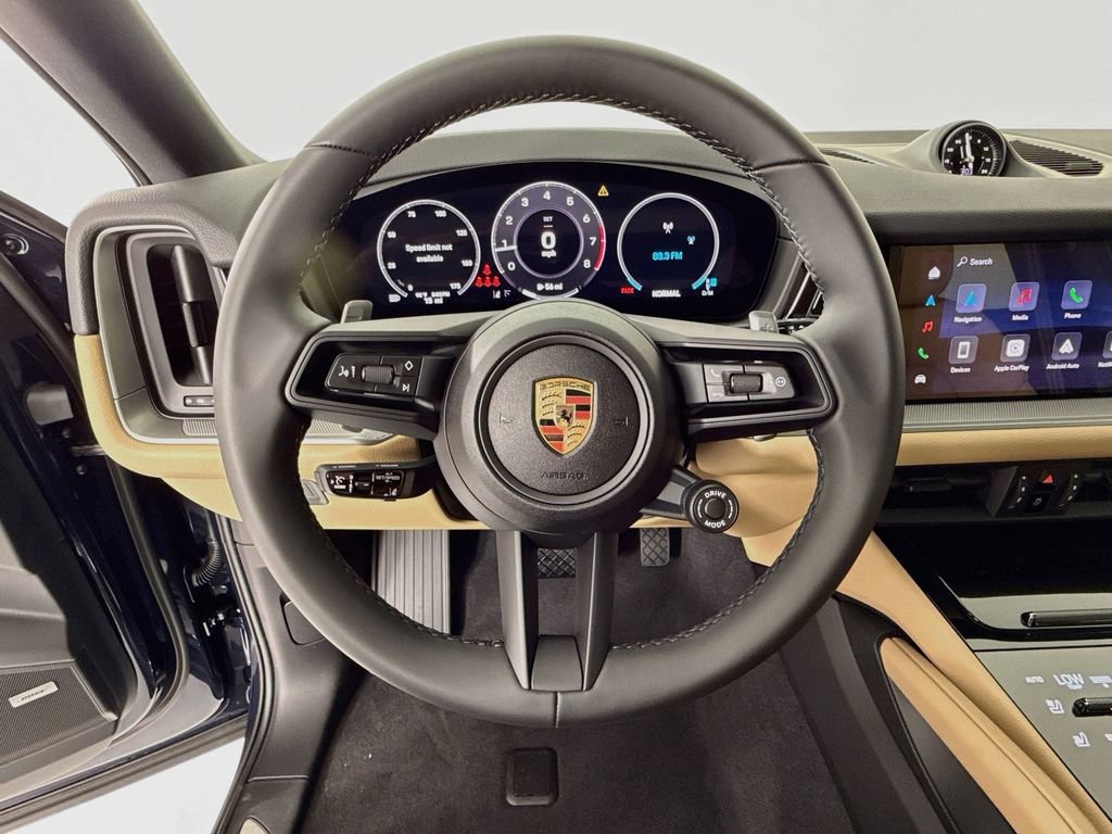 New 2026 Porsche Cayenne Coupe AWD/4WD image 15