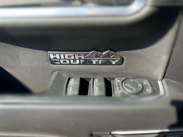 Used 2022 Chevrolet Silverado 1500 High Country w/ High Country Premium Package image 15