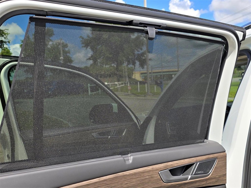 New 2025 Volkswagen Atlas SEL Premium R-Line image 32