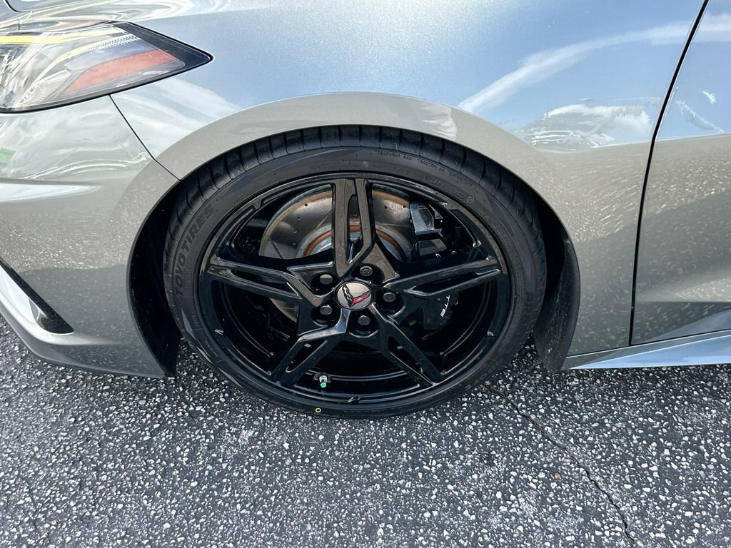 Used 2022 Chevrolet Corvette 2LT Coupe w/ Z51 Performance Package image 28