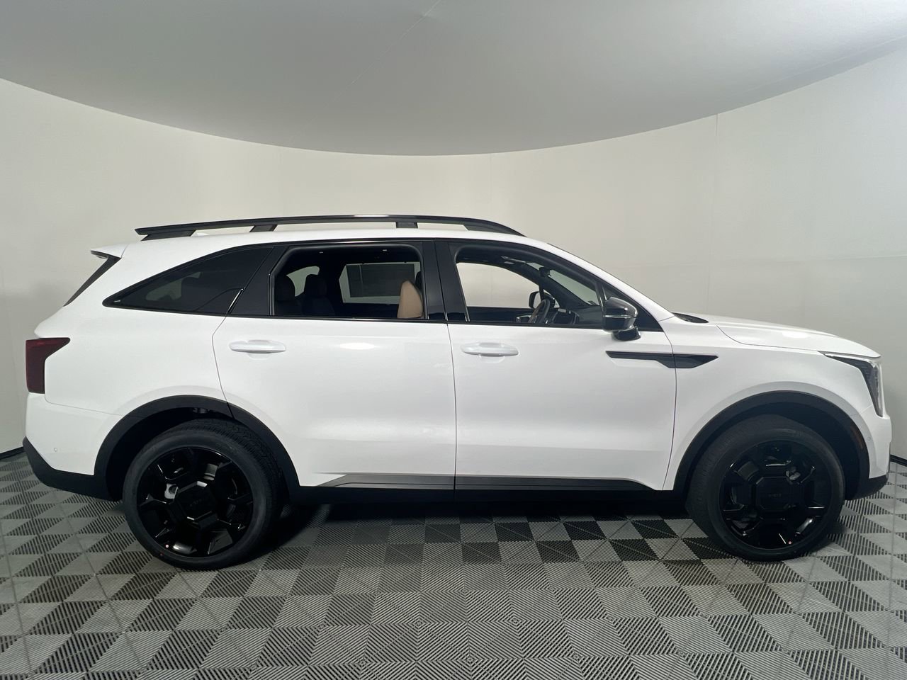 New 2026 Kia Sorento SX Prestige w/ Olive Brown Leather Package image 2
