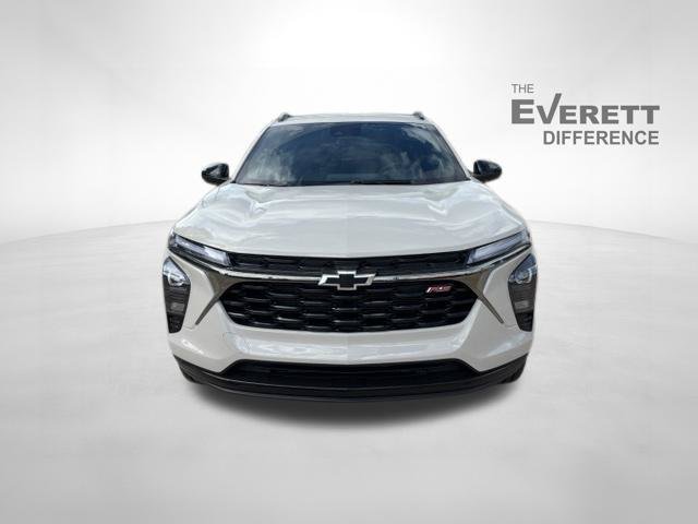 New 2026 Chevrolet Trax RS w/ Sunroof Package FWD image 2