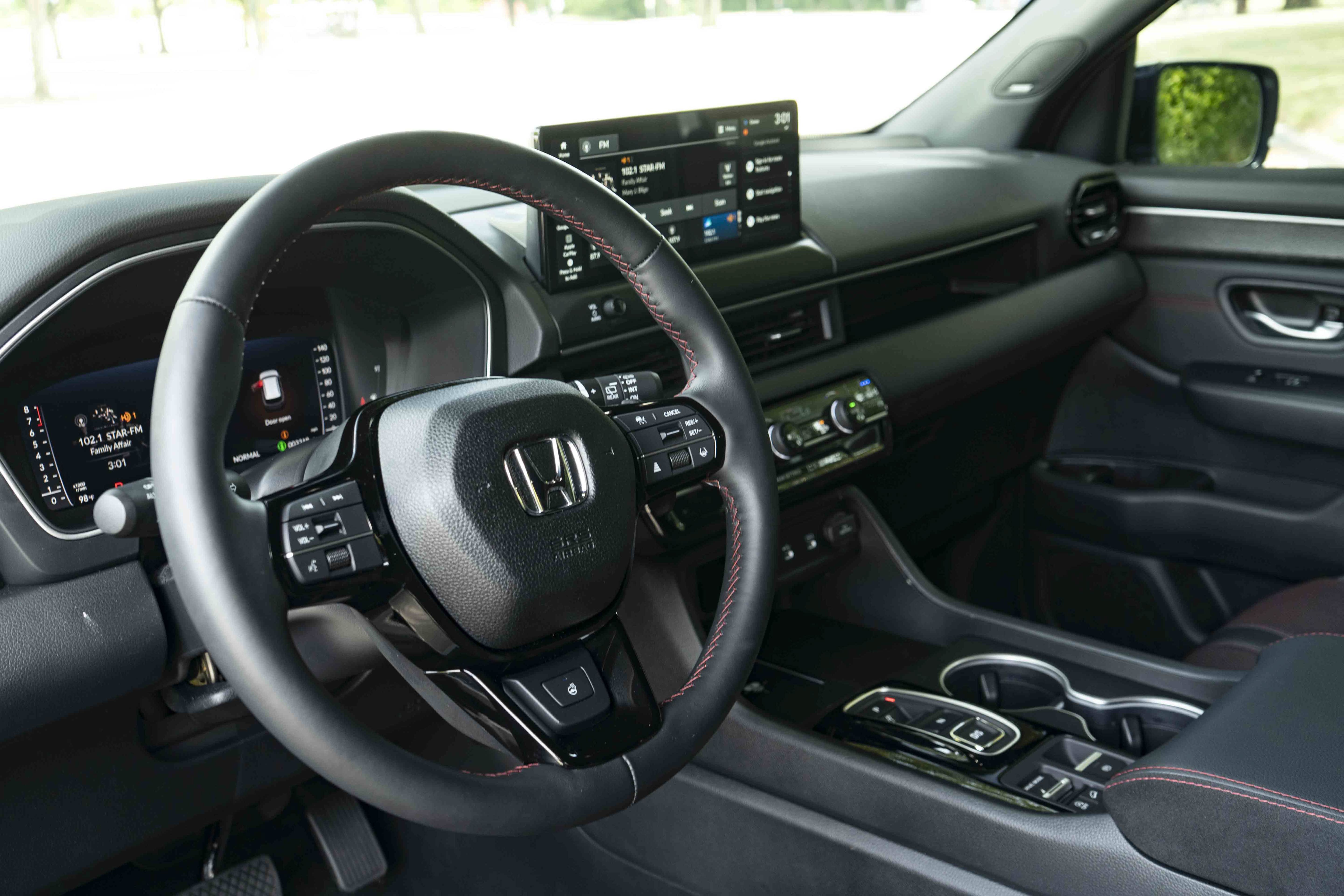 Used 2026 Honda Pilot Black Edition image 16