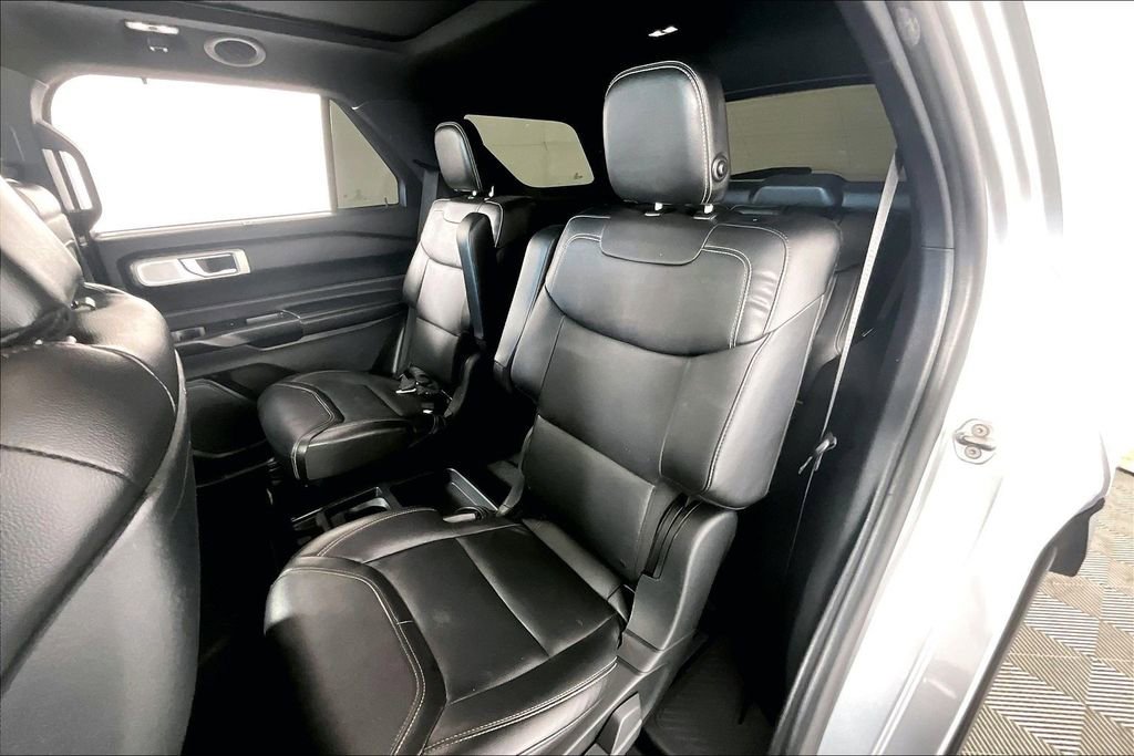 Used 2020 Ford Explorer ST w/ ST Street Pack image 26