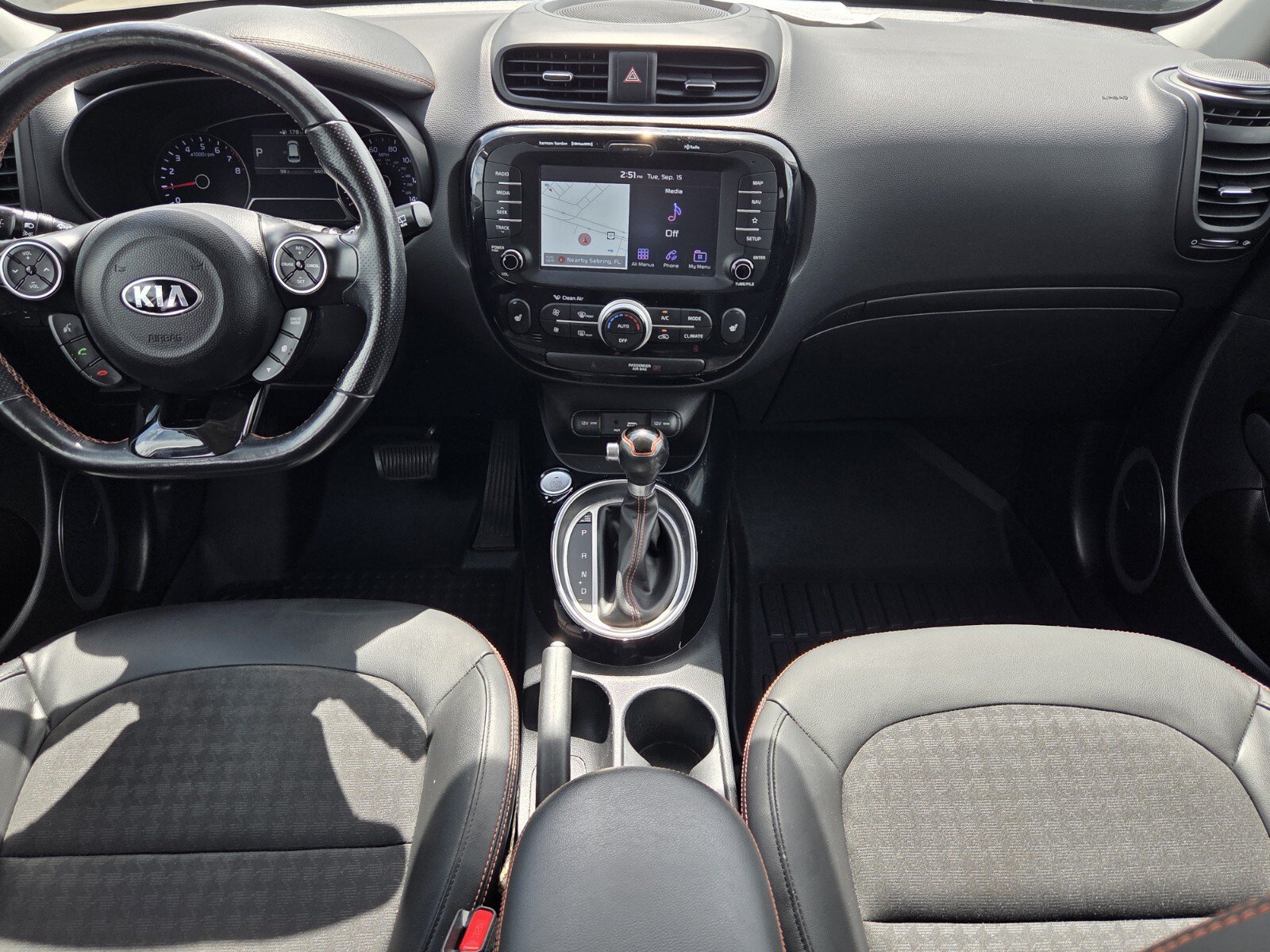 Used 2018 Kia Soul ! w/ Tech Package FWD image 7