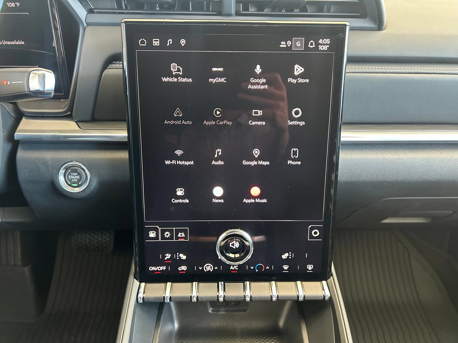 New 2027 GMC Terrain Elevation w/ LPO, Floor Liner Package AWD/4WD image 17