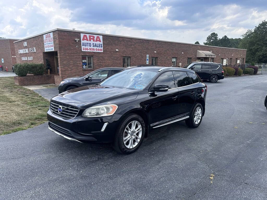 Used 2015 Volvo XC60 T5 Premier w/ Proximity Package