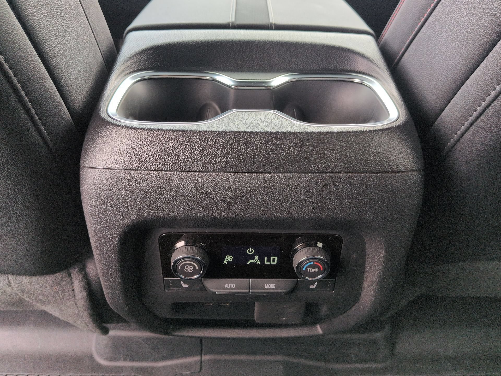 Certified 2026 Chevrolet Traverse RS w/ LPO, Floor Liner Package AWD/4WD image 22