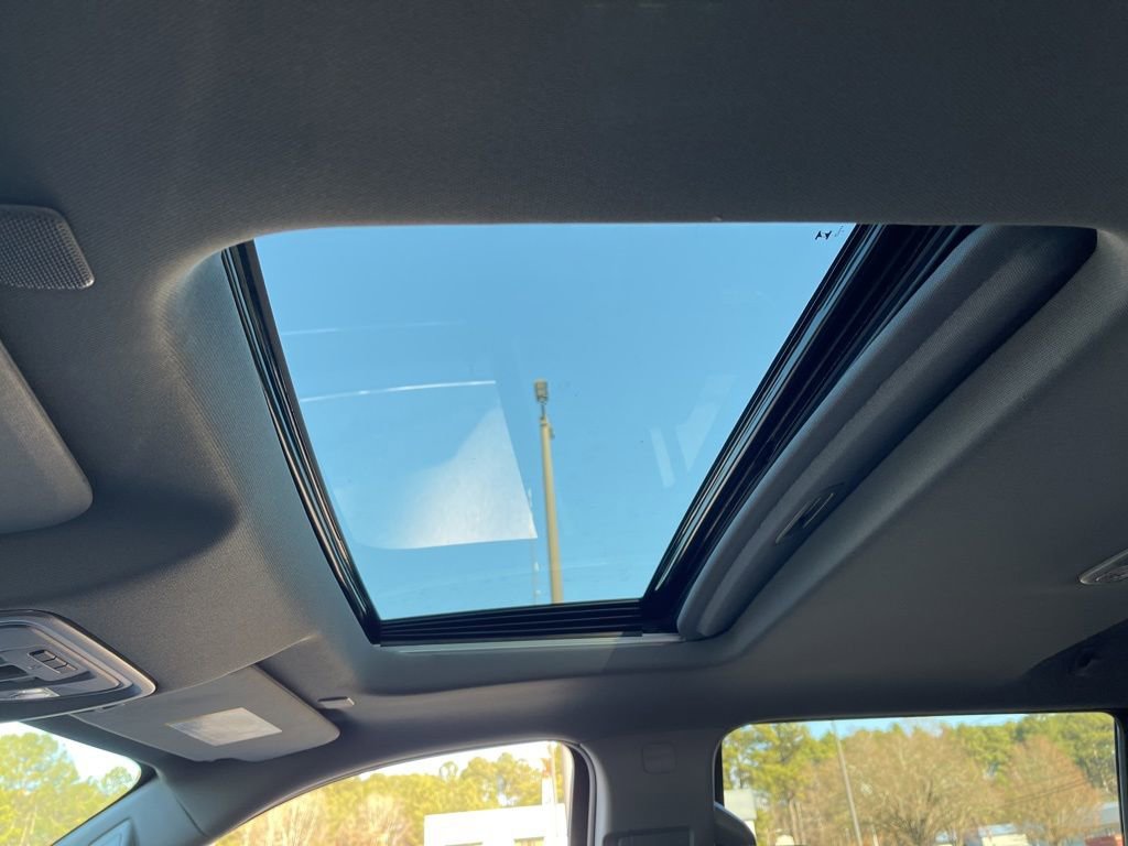 Used 2025 GMC Sierra 3500 Denali w/ Denali Reserve Package image 22