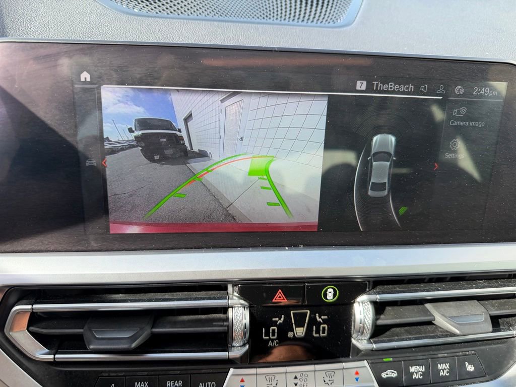 Used 2022 BMW 330i Sedan w/ Premium Package image 23