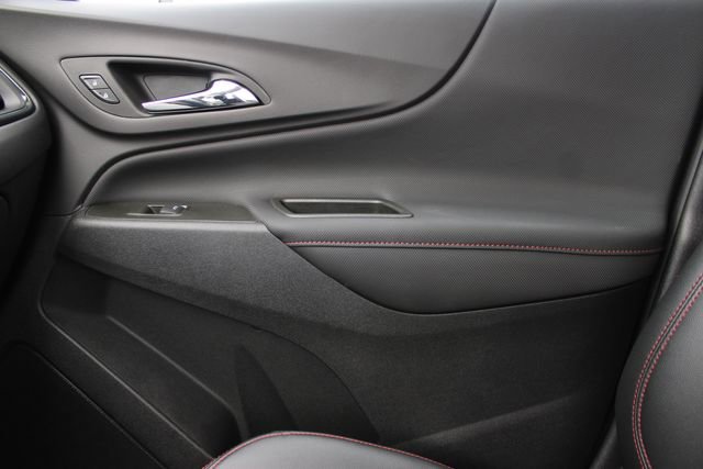 Used 2023 Chevrolet Equinox RS w/ RS Leather Package image 20