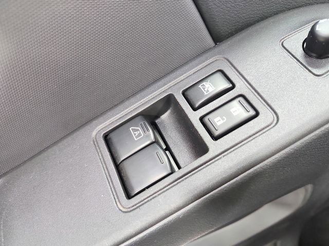 Used 2024 Nissan Frontier SV w/ SV Convenience Package image 32