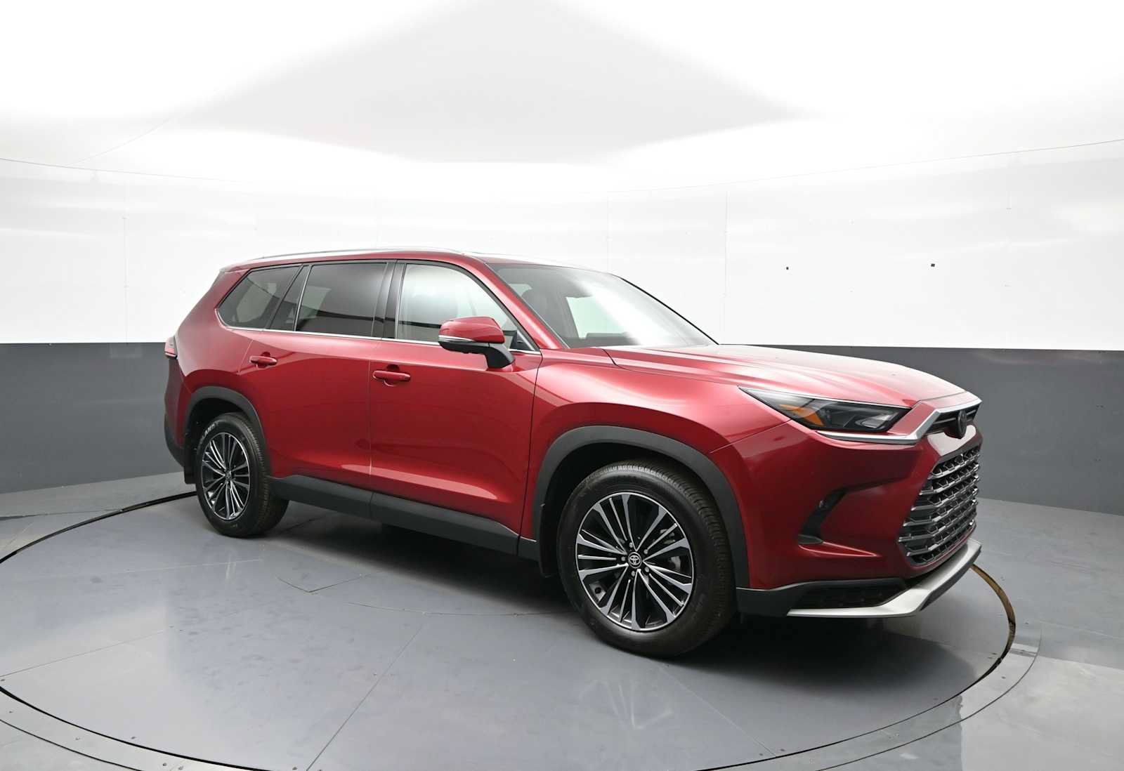 Certified 2026 Toyota Grand Highlander AWD Hybrid image 4