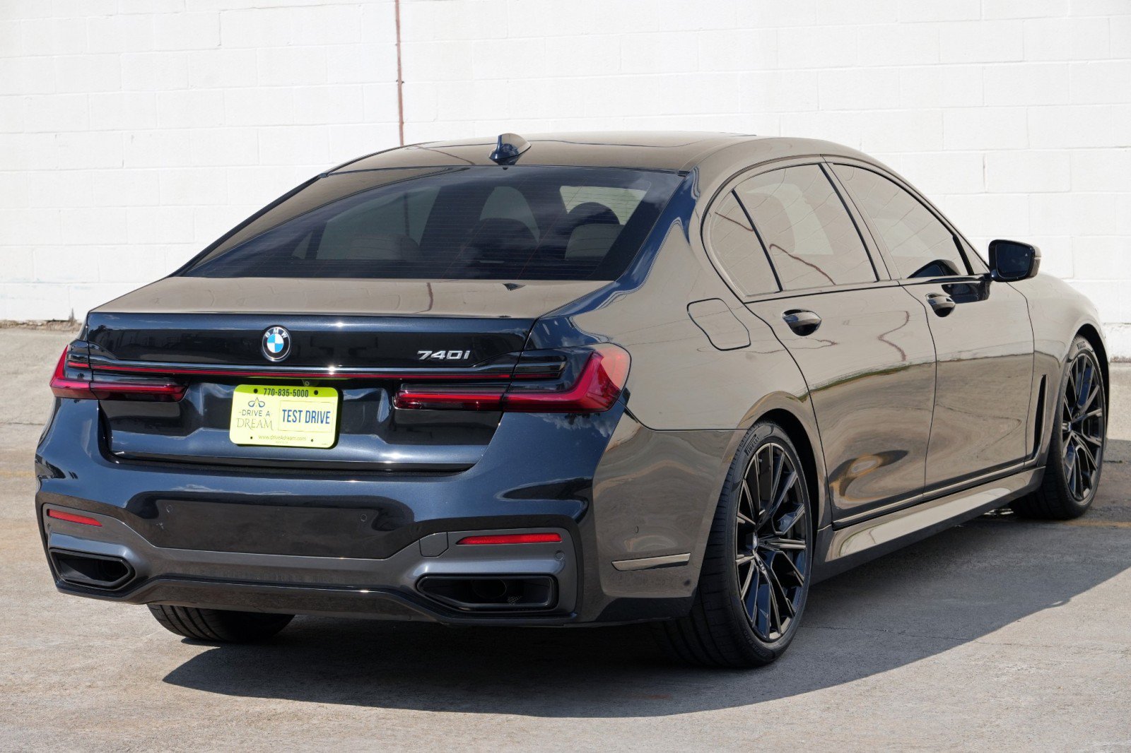 Used 2021 BMW 740i w/ M Sport Package RWD image 58