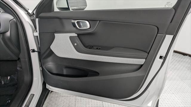 Used 2022 Polestar Polestar 2 w/ Plus Package AWD/4WD image 22