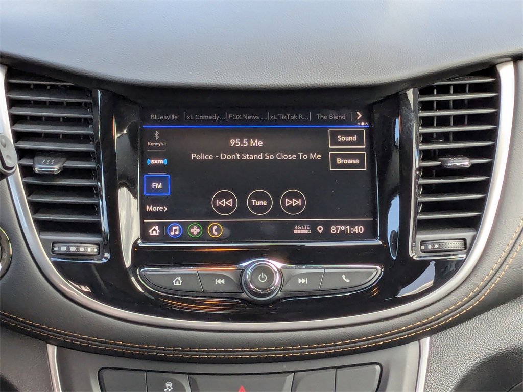 Certified 2022 Chevrolet Trax LT w/ LT Convenience Package image 15