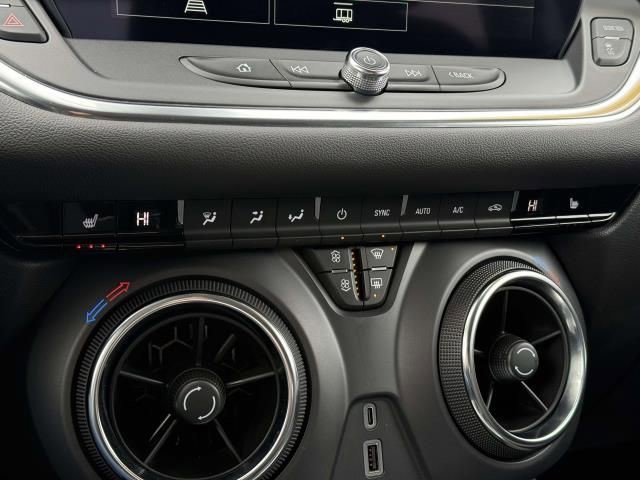Certified 2025 Chevrolet Blazer LT image 15