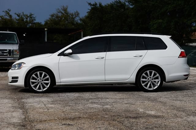 Used 2017 Volkswagen Golf SE FWD image 4