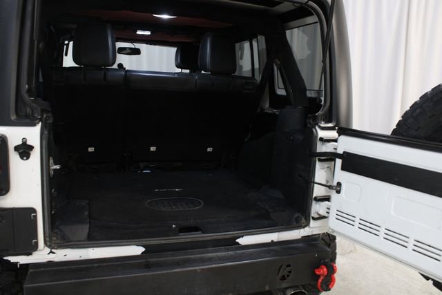 Used 2016 Jeep Wrangler Unlimited Sport image 27