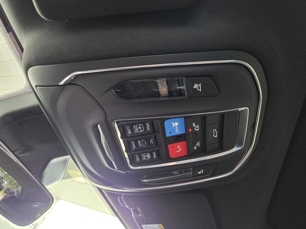 New 2026 Jeep Grand Cherokee Limited w/ Limited Altitude Package RWD image 31