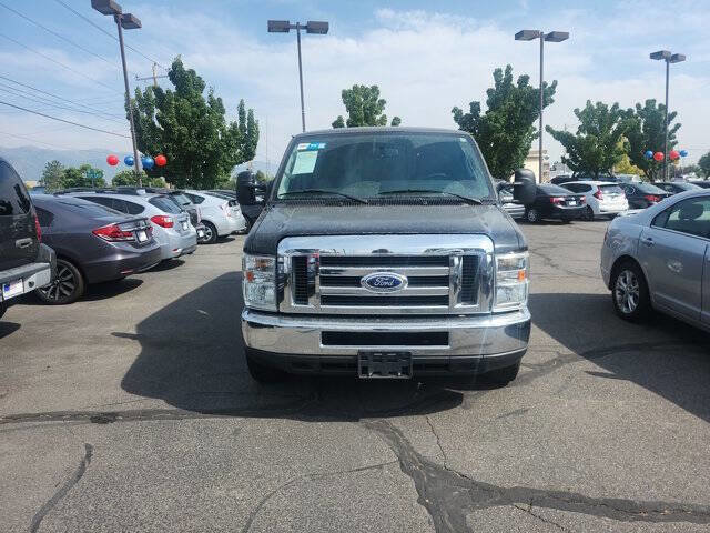 Used 2014 Ford E-150 and Econoline 150 w/ Power Group image 2
