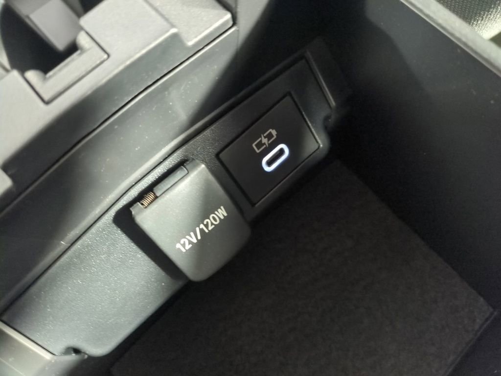 Used 2023 Toyota Corolla LE image 25