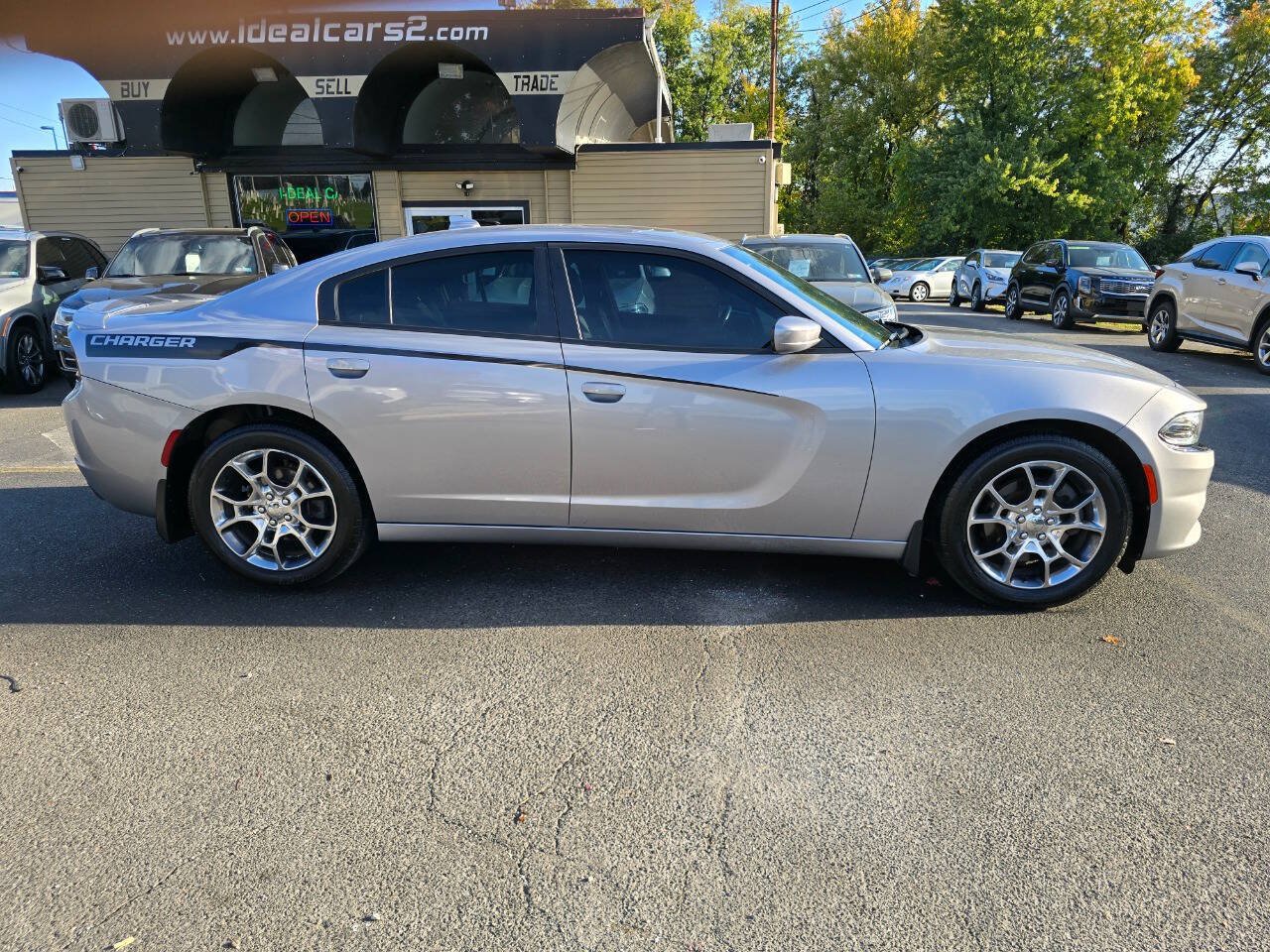 Used 2015 Dodge Charger SXT w/ Rallye Group AWD/4WD image 2