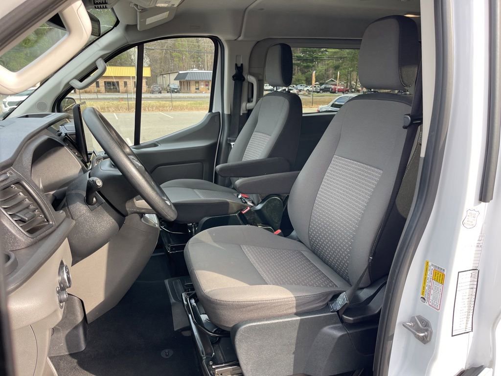 Used 2023 Ford Transit 350 XLT image 17
