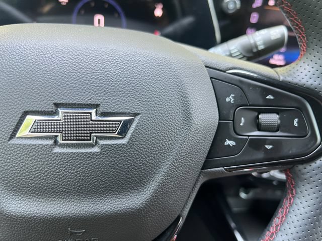 Used 2025 Chevrolet Trax RS w/ Driver Confidence Package FWD image 30