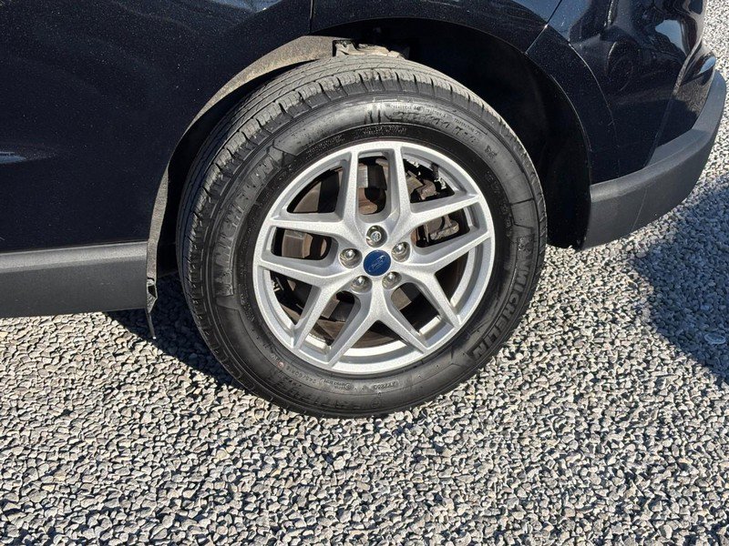 Used 2022 Ford Edge SEL w/ Convenience Package image 11