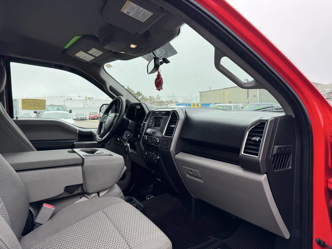 Used 2015 Ford F150 XLT w/ Equipment Group 301A Mid AWD/4WD image 33