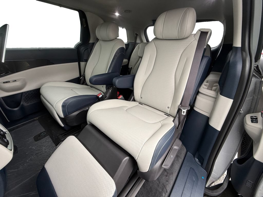 New 2026 Kia Carnival SX Prestige FWD image 14