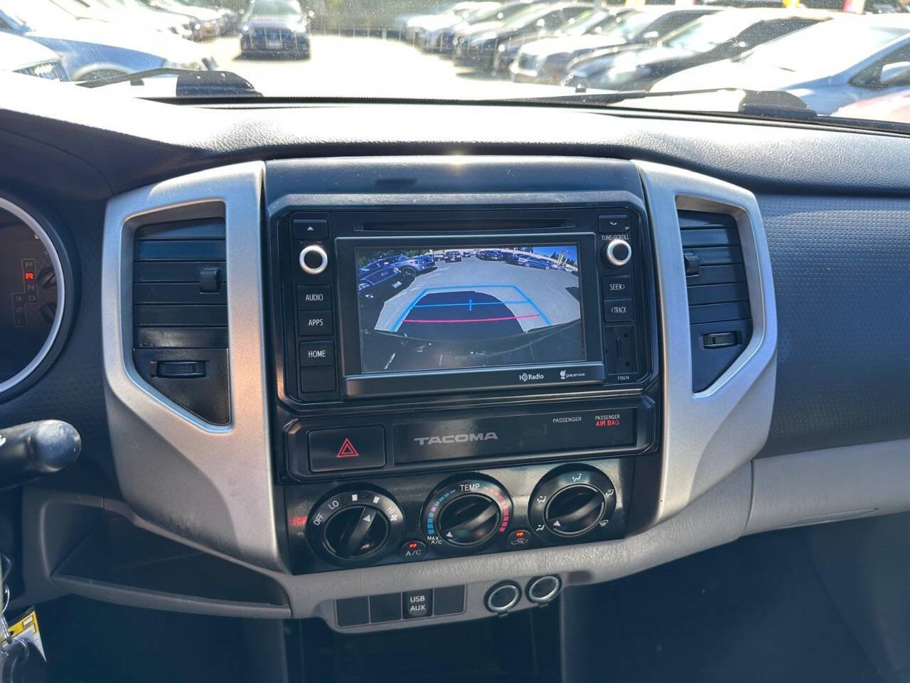 Used 2015 Toyota Tacoma PreRunner w/ SR5 Package RWD image 14