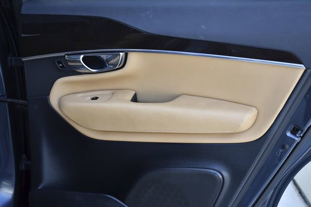 Used 2018 Volvo XC90 T5 Momentum w/ Convenience Package FWD image 22