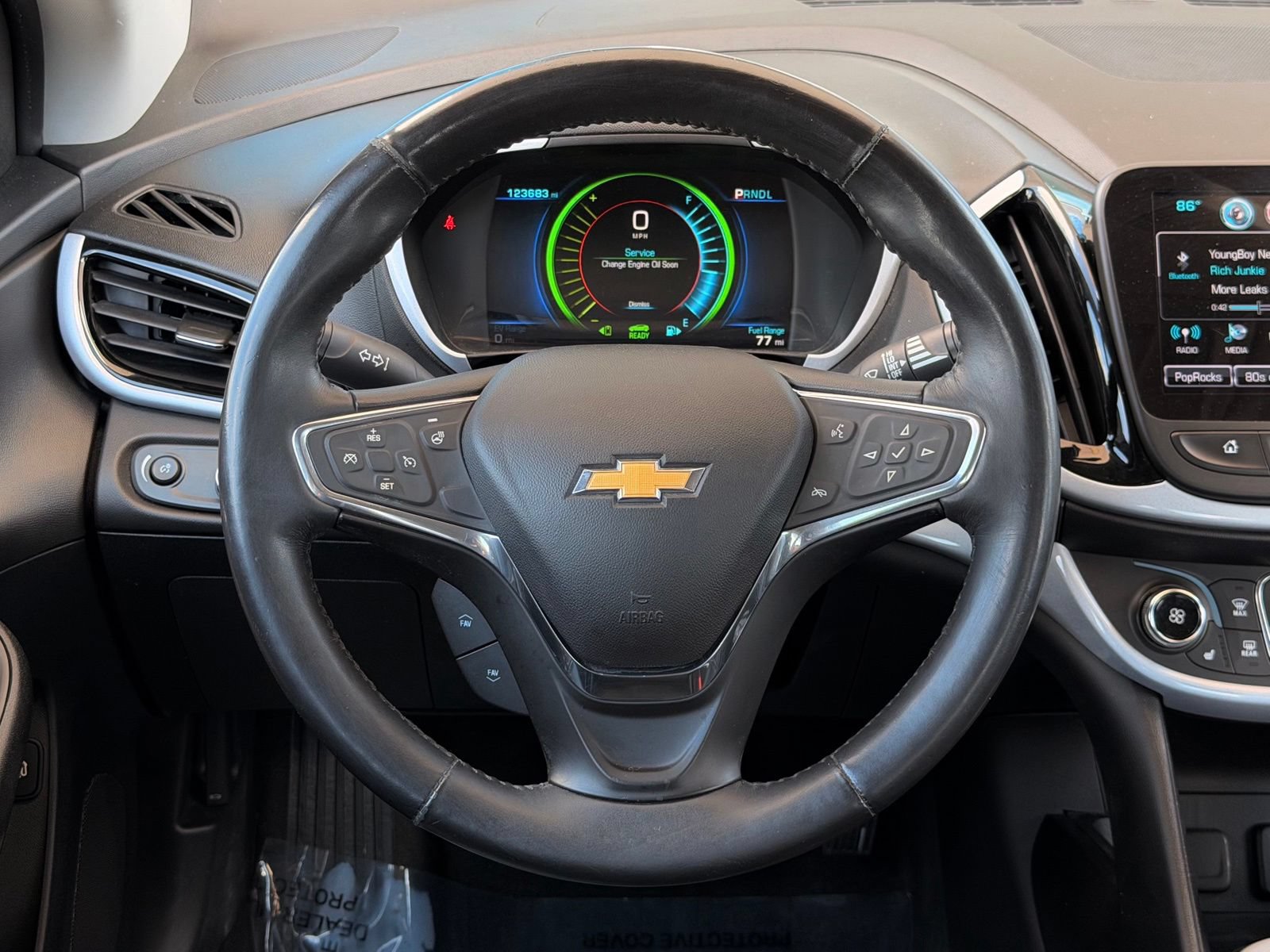 Used 2017 Chevrolet Volt LT w/ Comfort Package FWD image 27