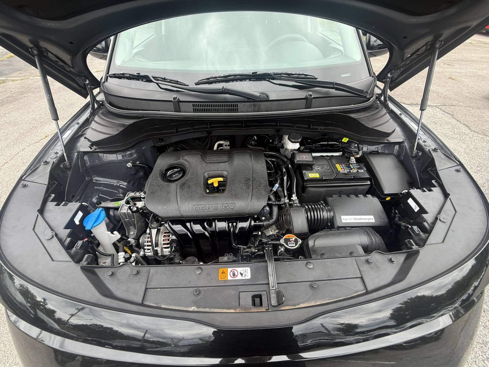 Used 2025 Kia Soul LX w/ LX Technology Package FWD image 30