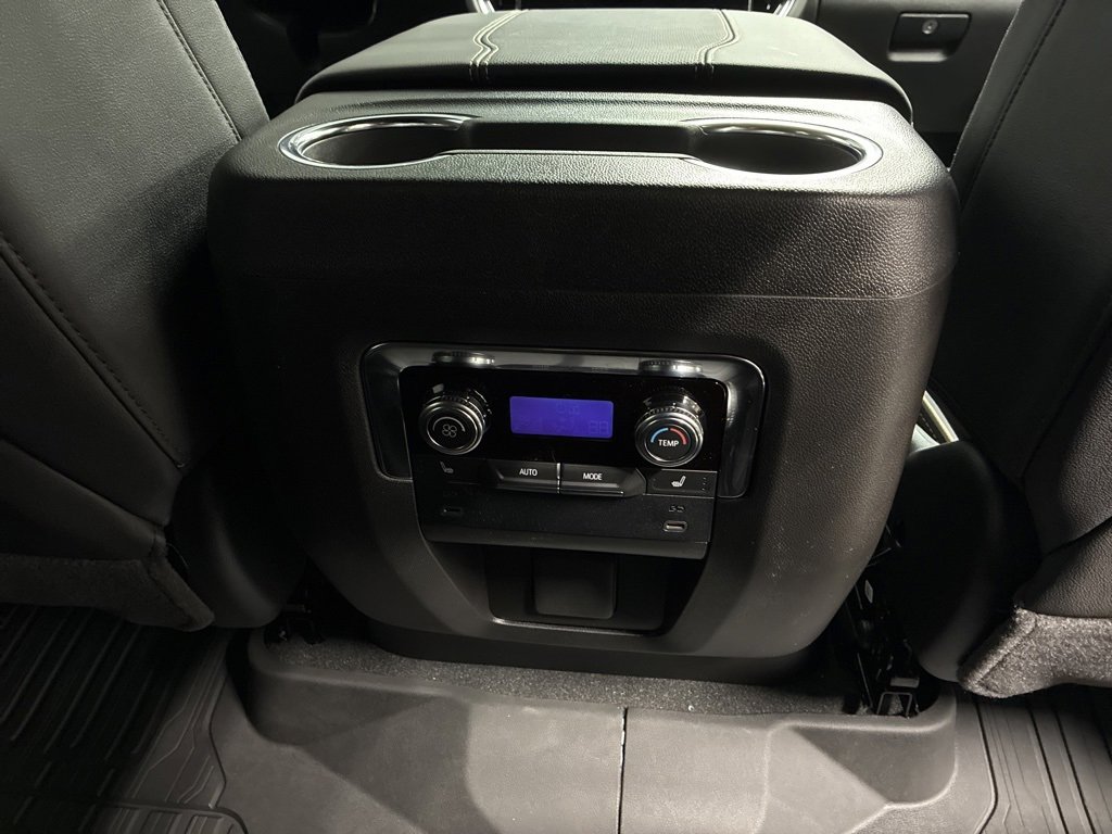 New 2026 GMC Yukon Elevation image 14