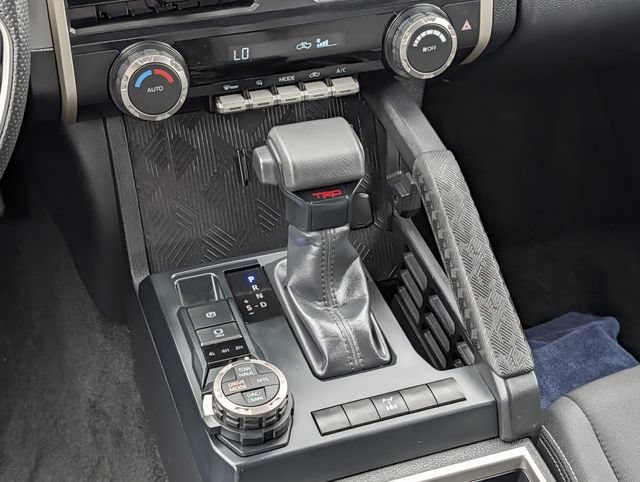 Used 2026 Toyota Tacoma TRD Off-Road AWD/4WD image 13