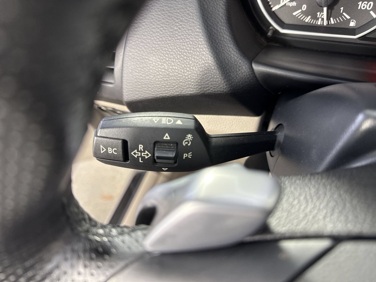Used 2009 BMW 135i Convertible RWD image 14