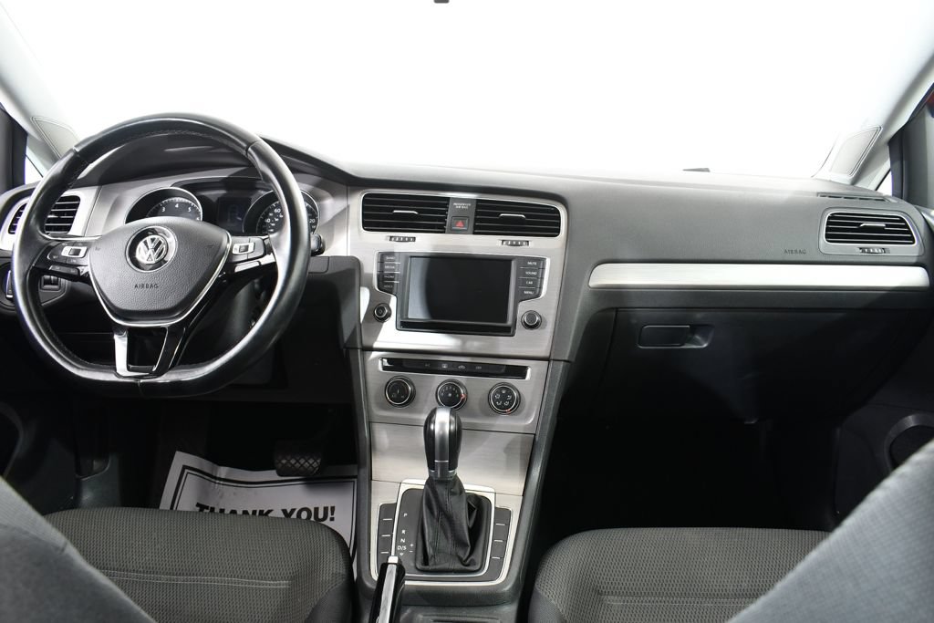 Used 2017 Volkswagen Golf S FWD image 7