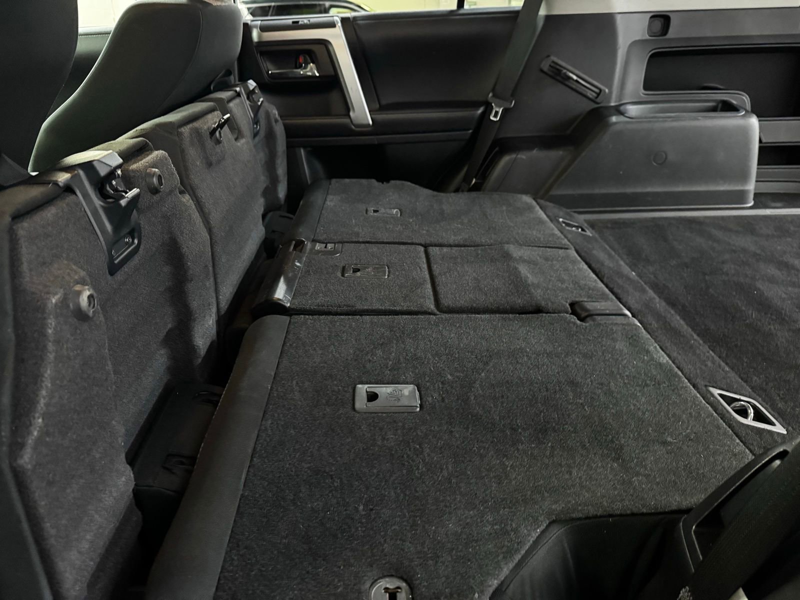 Used 2018 Toyota 4Runner SR5 image 33