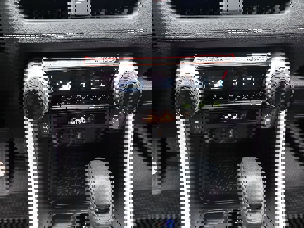 New 2025 Toyota RAV4 LE image 26