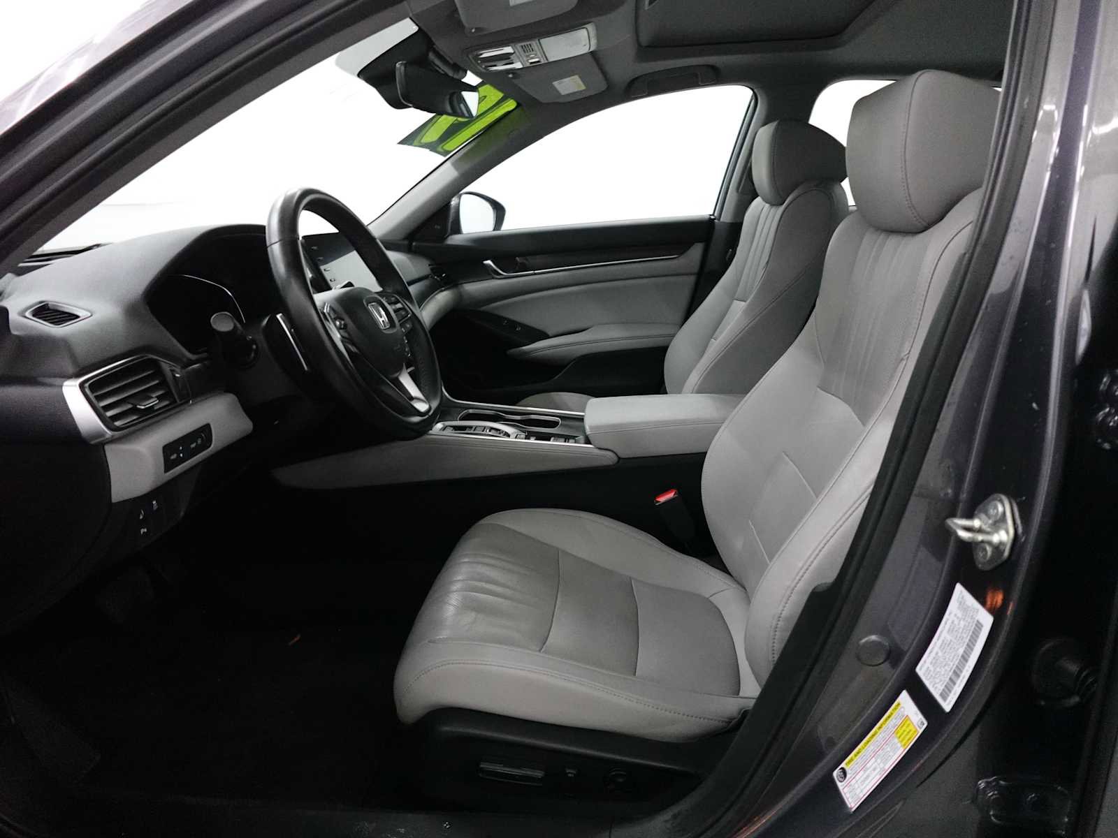 Certified 2019 Honda Accord Touring image 12