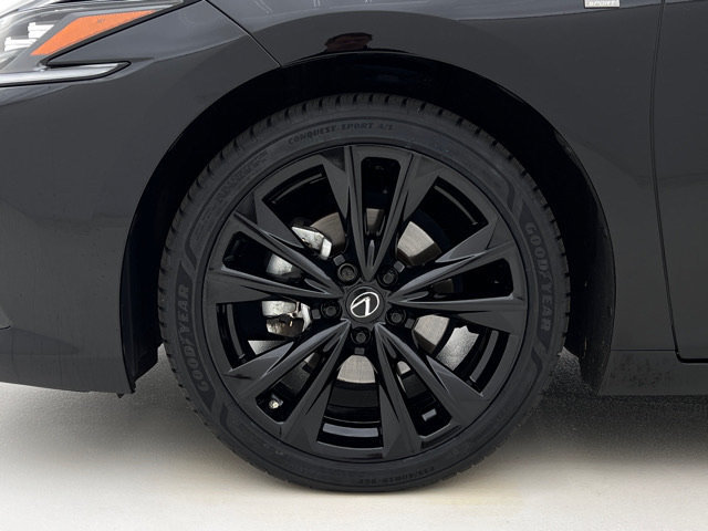 Certified 2022 Lexus ES 300h F Sport w/ Accessory Package FWD image 27