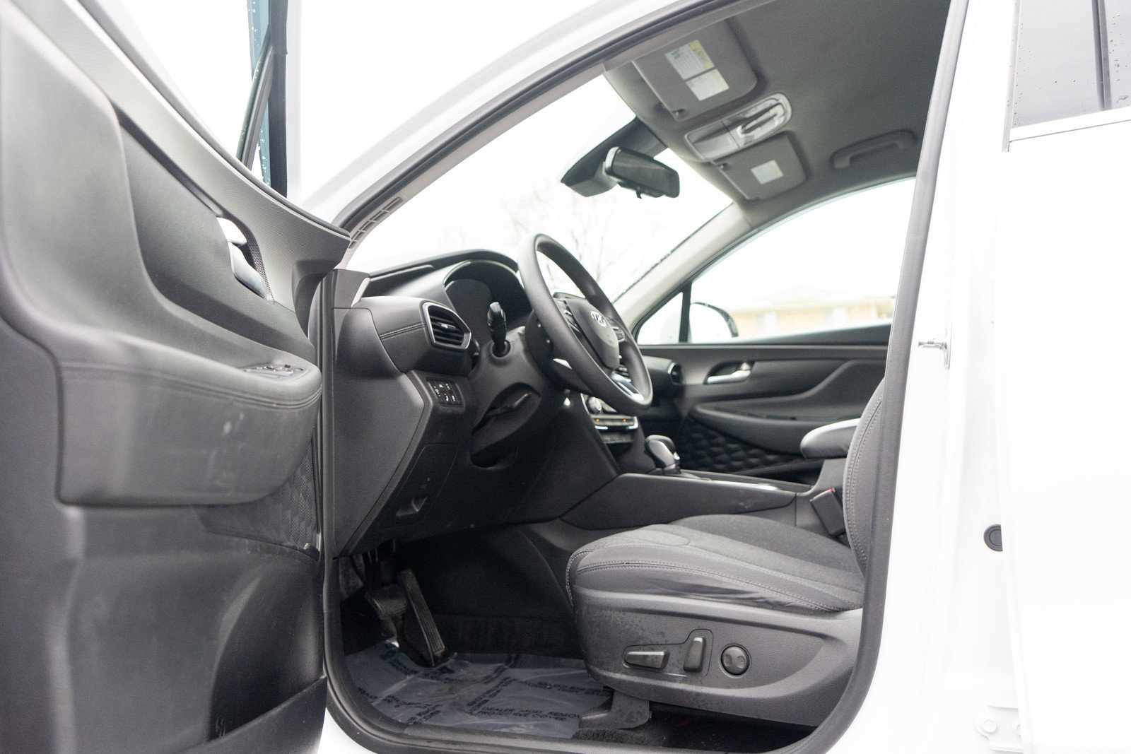 Used 2020 Hyundai Santa Fe SEL image 13